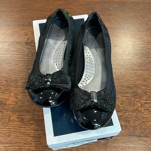 Karen Scott Women’s Size 9 shoes